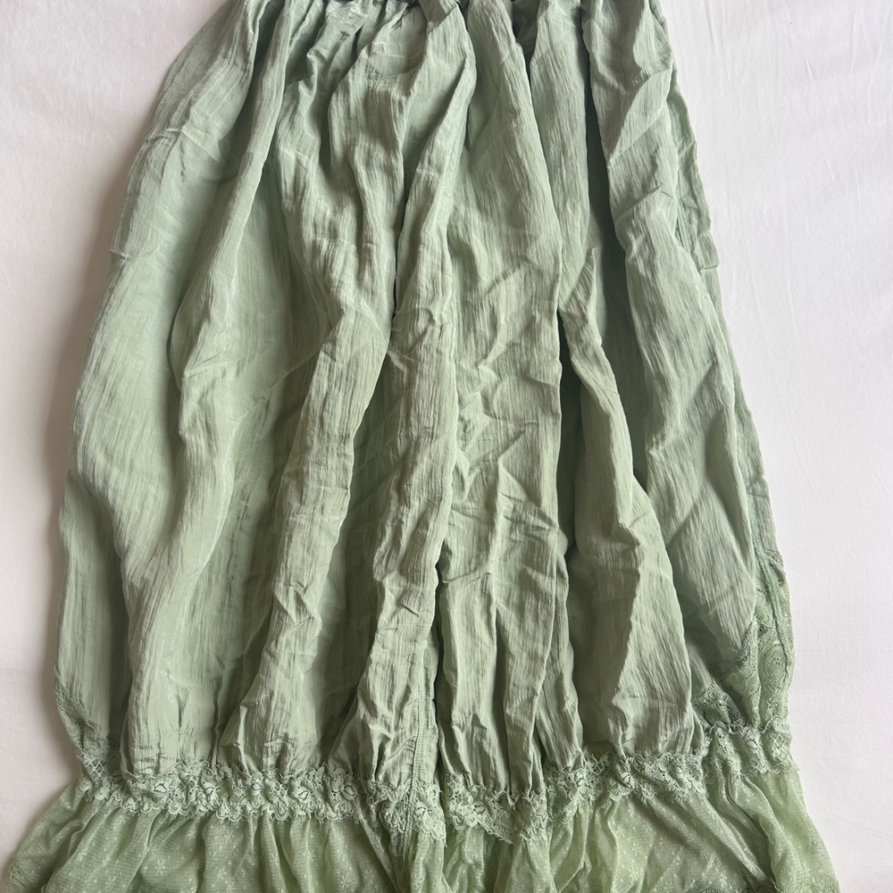Light Green Harem Capris - Picture 4 of 7
